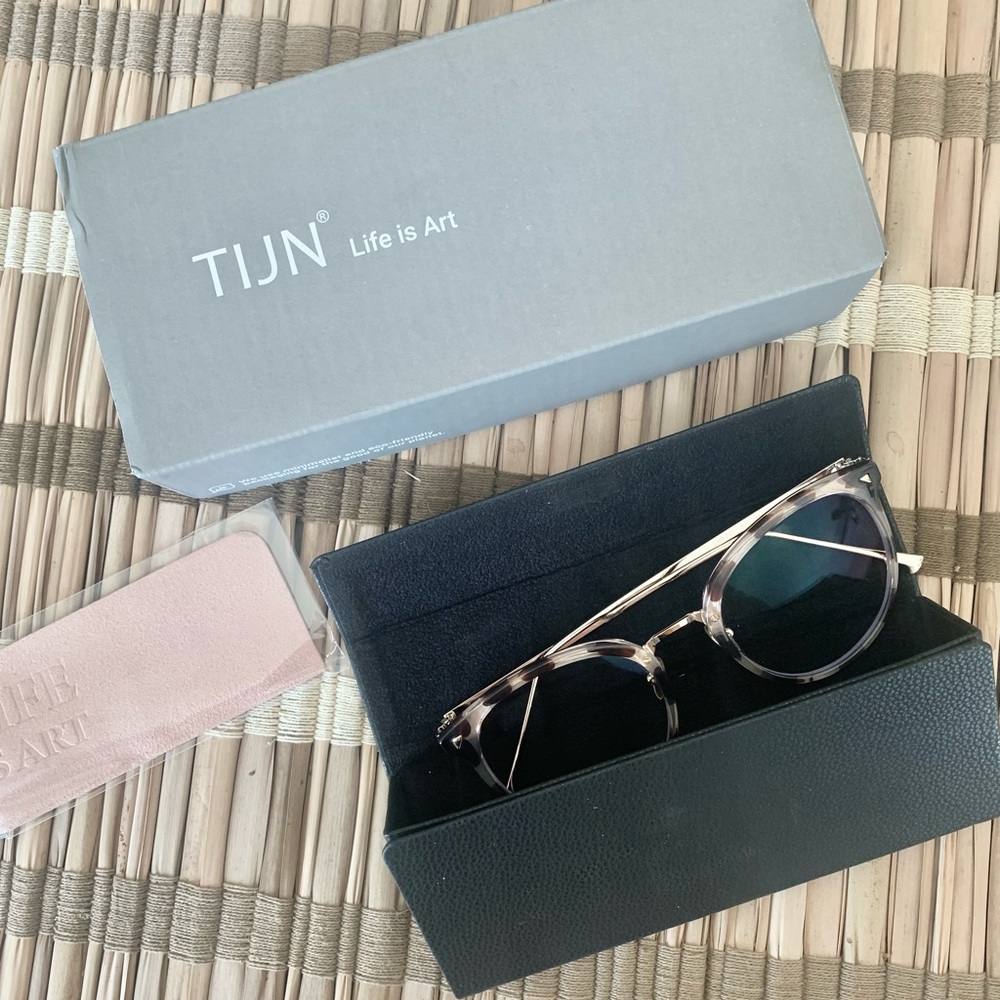 Tijn Maaike Tortoise Shell Blue Light Filter Glas… - image 3